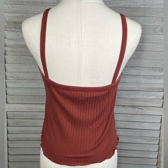 OLD NAVY Cropped Tank Top Ribbed
Lettuce Hem Rust-Medium - Picture 2 of 2